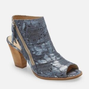 NWT PAUL GREEN "CAYANNE" Iridescent Blue Snakeskin Peep Toe Booties RARE COLOR